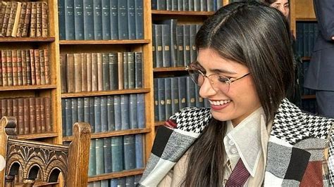 mia khalifa oxford|'I’m Humbled & Inspired': Mia Khalifa On Her Oxford University Talk.